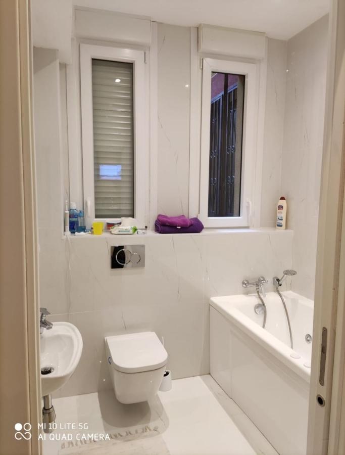 Habitacion En Bilbao Con Wi-Fi 6 Homestay Bilbao